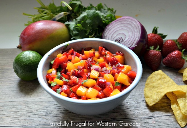 Strawberry Mango Salsa: A sweet and tangy salsa the whole family is sure to enjoy!