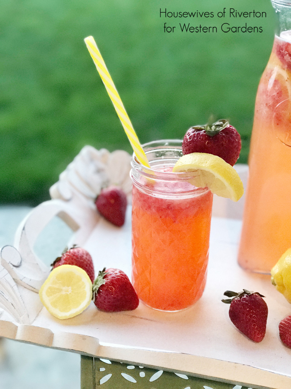 Use your own fresh strawberries for this strawberry lemonade recipe